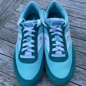 Saucony Hornet Sneaker Womens Size 7.5